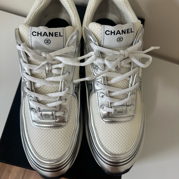 *SOLD* - Picture 10 of 11